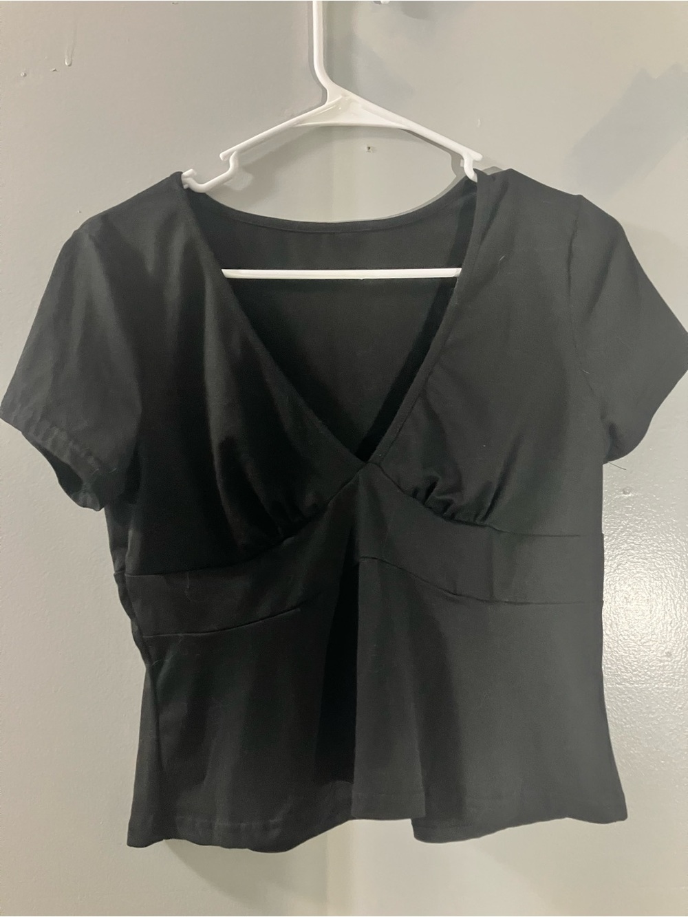 Black V-Neck Short Sleeve Top